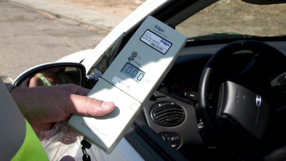Así calculas cuántas cervezas te puedes beber y no dar positivo en un control de la DGT 167 Motor16 cuidado