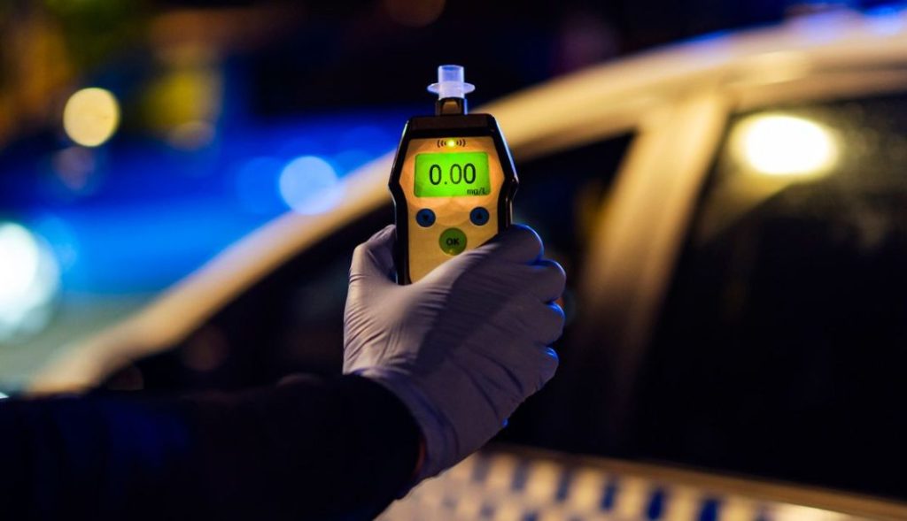 Así calculas cuántas cervezas te puedes beber y no dar positivo en un control de la DGT 166 Motor16 alcoholemia