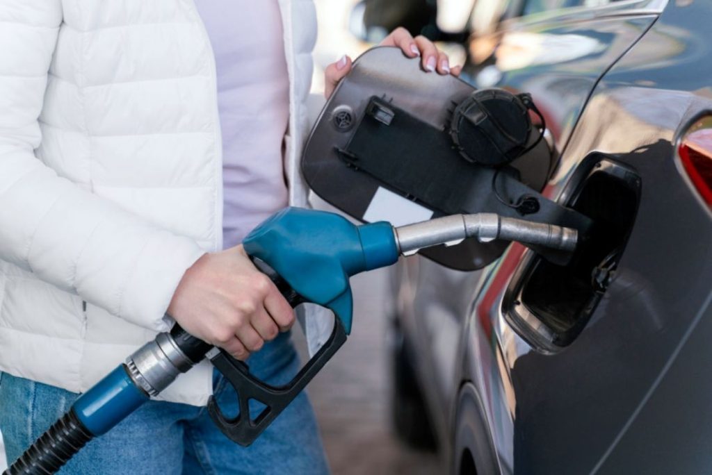Sólo los usuarios de esta aplicación mantendrán su descuento en la gasolina 76 Motor16 aplicación