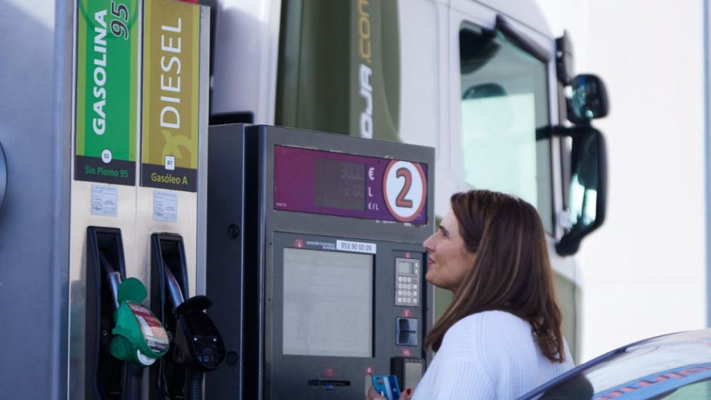 Esto es lo que pasa si echas diésel a un coche de gasolina 97 Motor16 taller