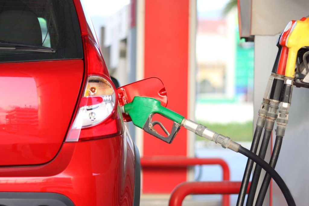Este es el día en que acaba el descuento en gasolineras Repsol, BP, Galp y Shell 129 Motor16 descuento