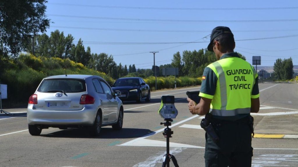 Así trabajan los nuevos radares de la DGT. A un ritmo de 700 denuncias al día 151 Motor16 seguridad