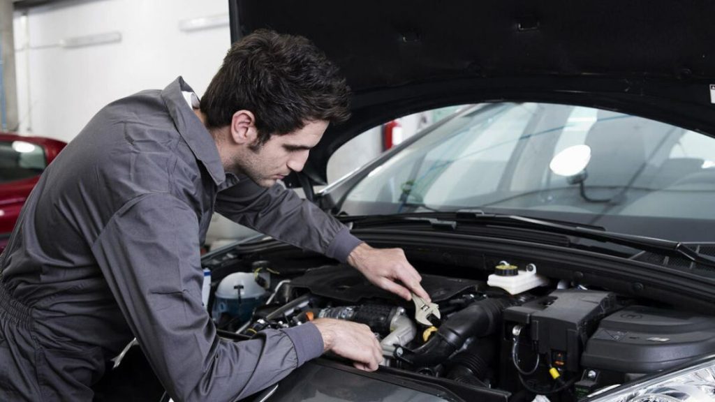 Diez claves para comprar un coche de segunda mano con éxito 37 Motor16 comprobación