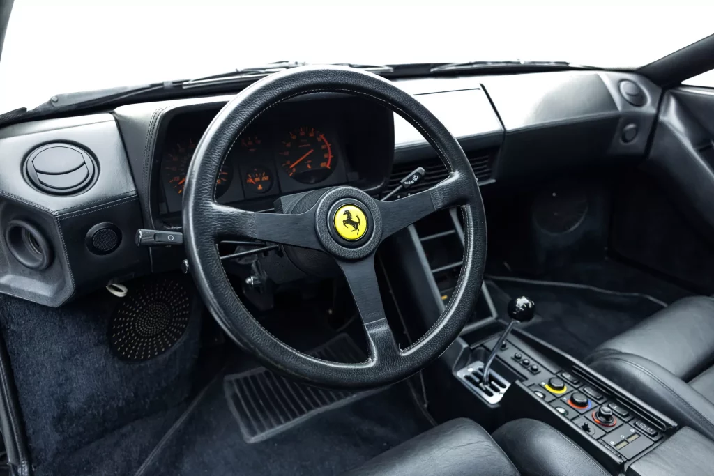 1986 Ferrari Testarossa Monospecchio 9 Motor16