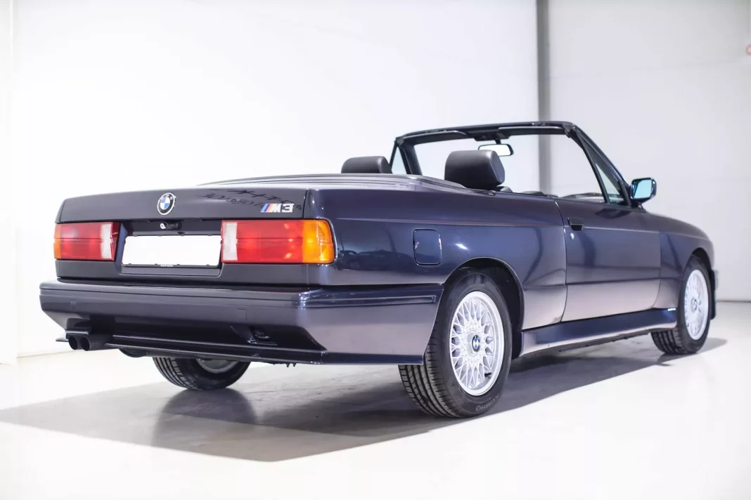 1989 BMW M3 Cabrio E30 Collecting Cars. Imagen portada.