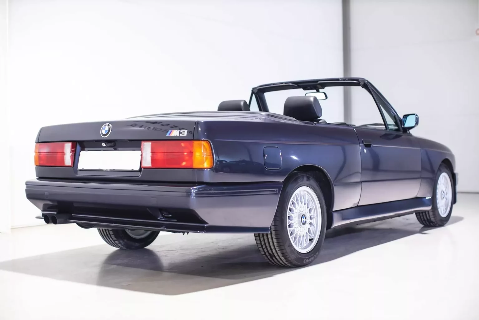 1989-BMW-M3-Convertible-6-1536x1025.webp