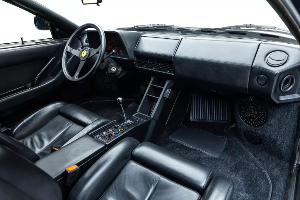 1989 Ferrari Testarossa 7 Motor16