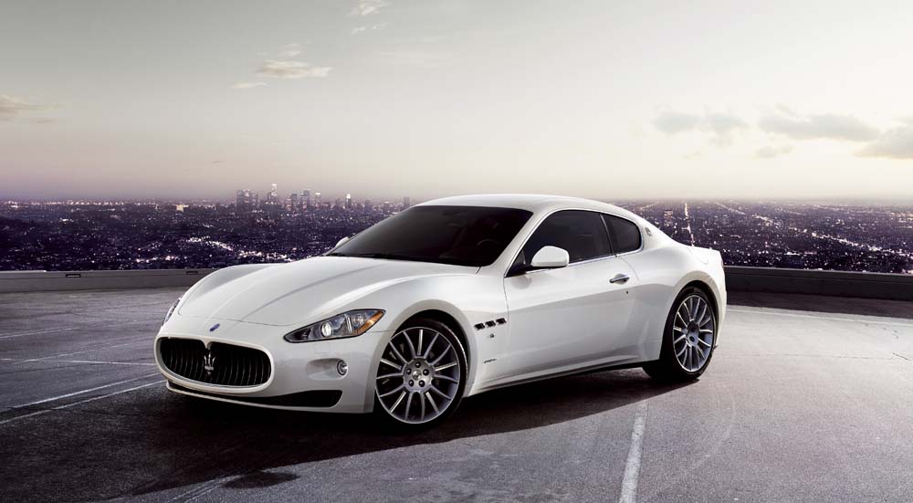 El nuevo Maserati GranTurismo ya está en España. Estas son sus 10 claves. 41 Motor16 20054 GranTurismoSAutomatica2009 Motor16