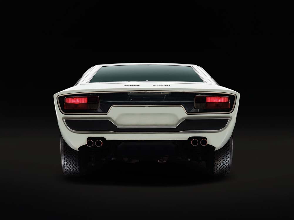 El nuevo Maserati GranTurismo ya está en España. Estas son sus 10 claves. 42 Motor16 20064 MaseratiKhamsin Motor16