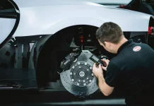 Ni Aurgi, ni Midas, ni Norauto. Este es el mejor taller para cambiar el aceite a tu Bugatti