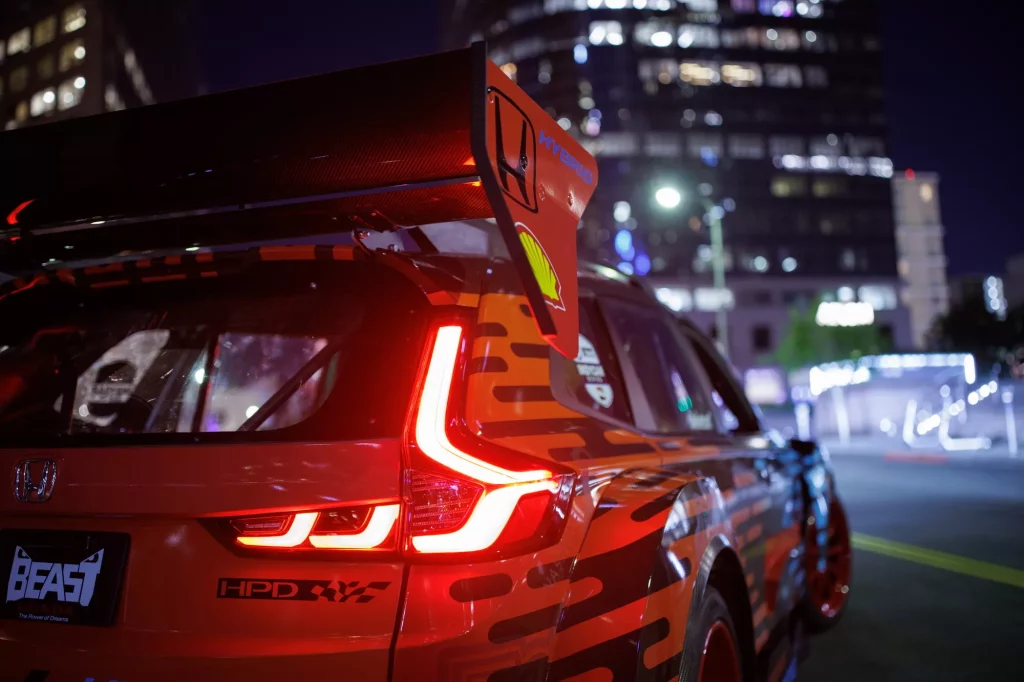 Honda CR-V Hybrid Racer: de locos 29 Motor16 2023 Honda CR V Hybrid Racer 26 Motor16