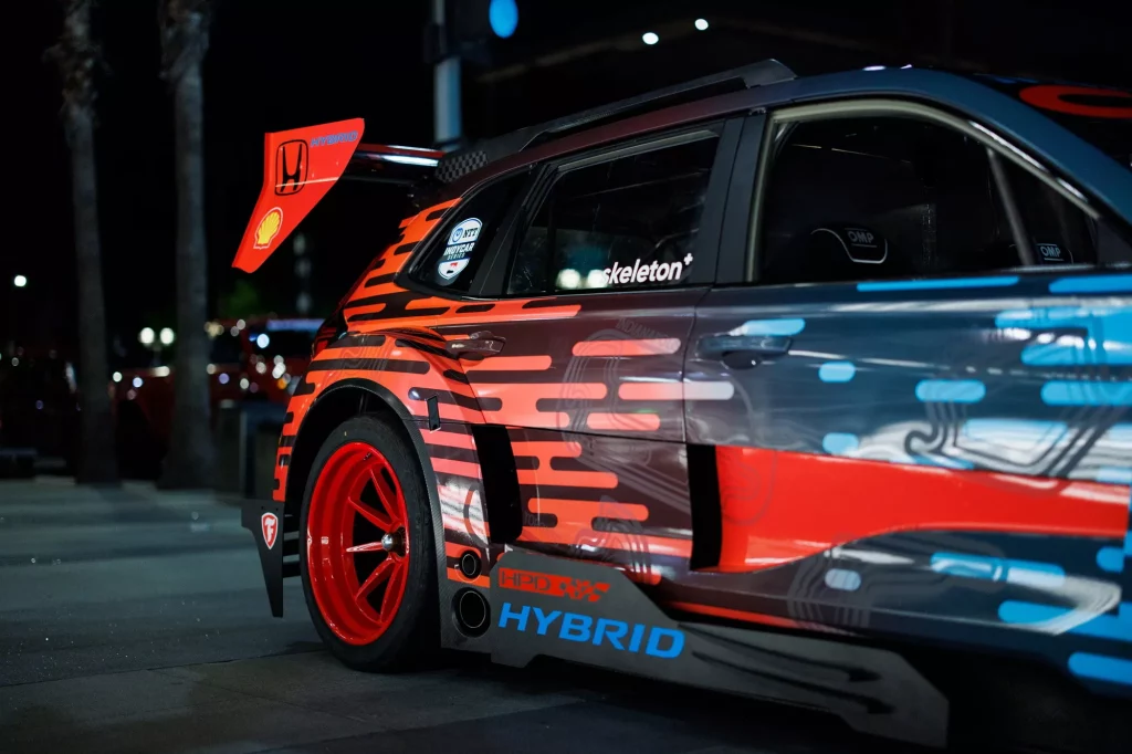 Honda CR-V Hybrid Racer: de locos 31 Motor16 2023 Honda CR V Hybrid Racer 28 Motor16