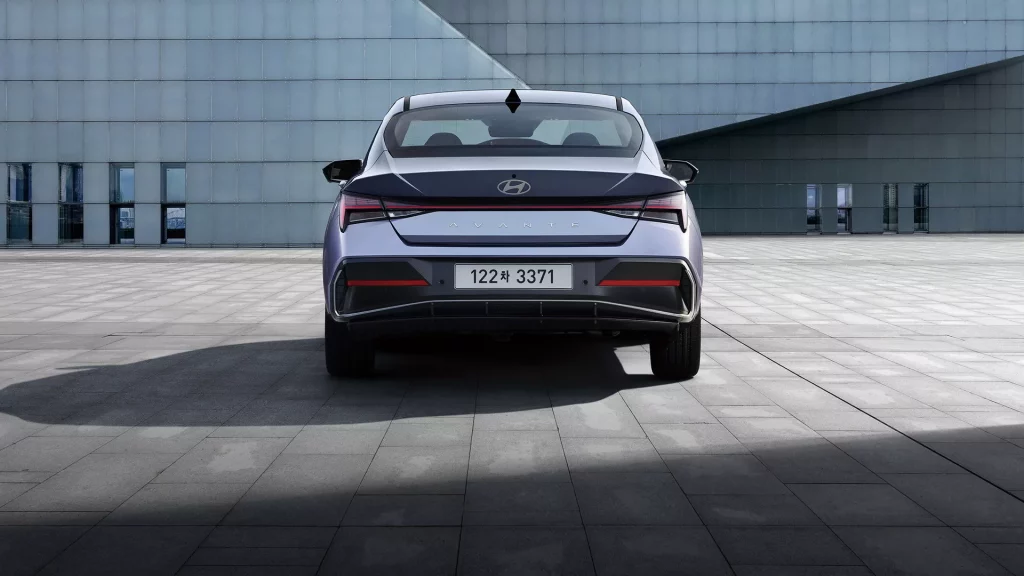 2023 Hyundai Avante Corea. Imagen estática trasera.