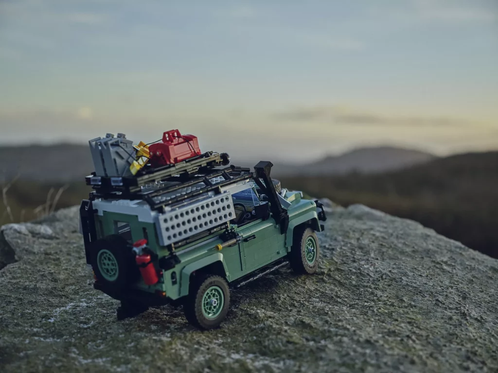 2023 Lego Land Rover Defender 90 11 Motor16