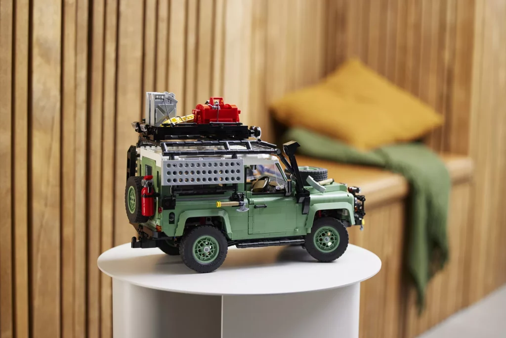 2023 Lego Land Rover Defender 90 23 Motor16