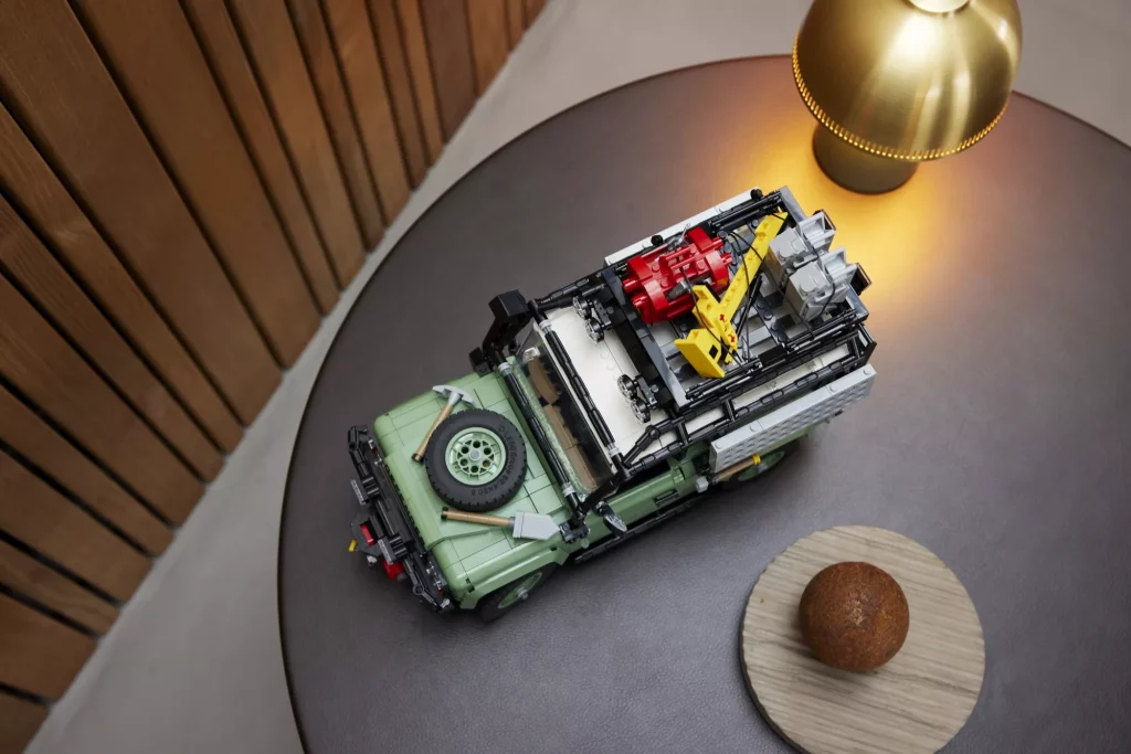 2023 Lego Land Rover Defender 90 24 Motor16