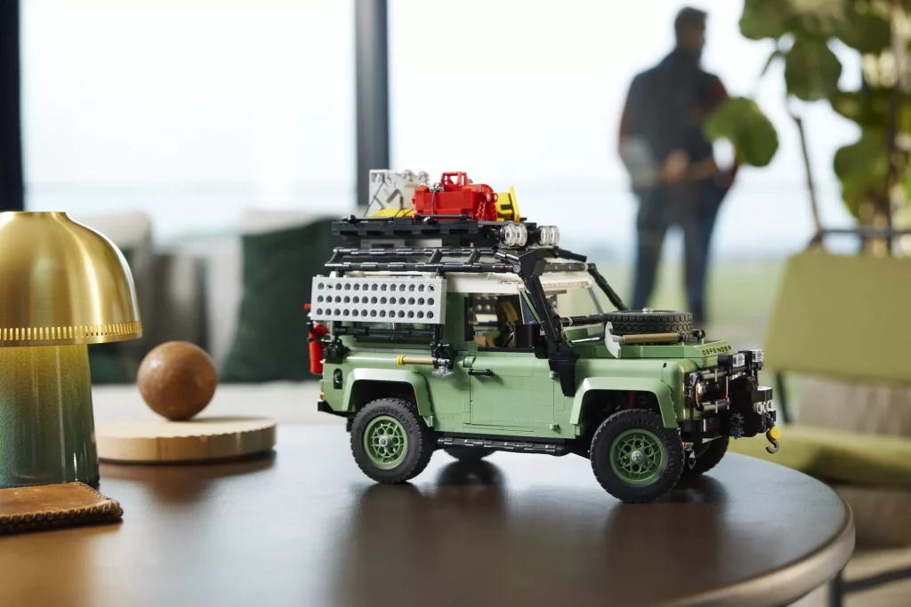 2023 Lego Land Rover Defender 90 25 Motor16