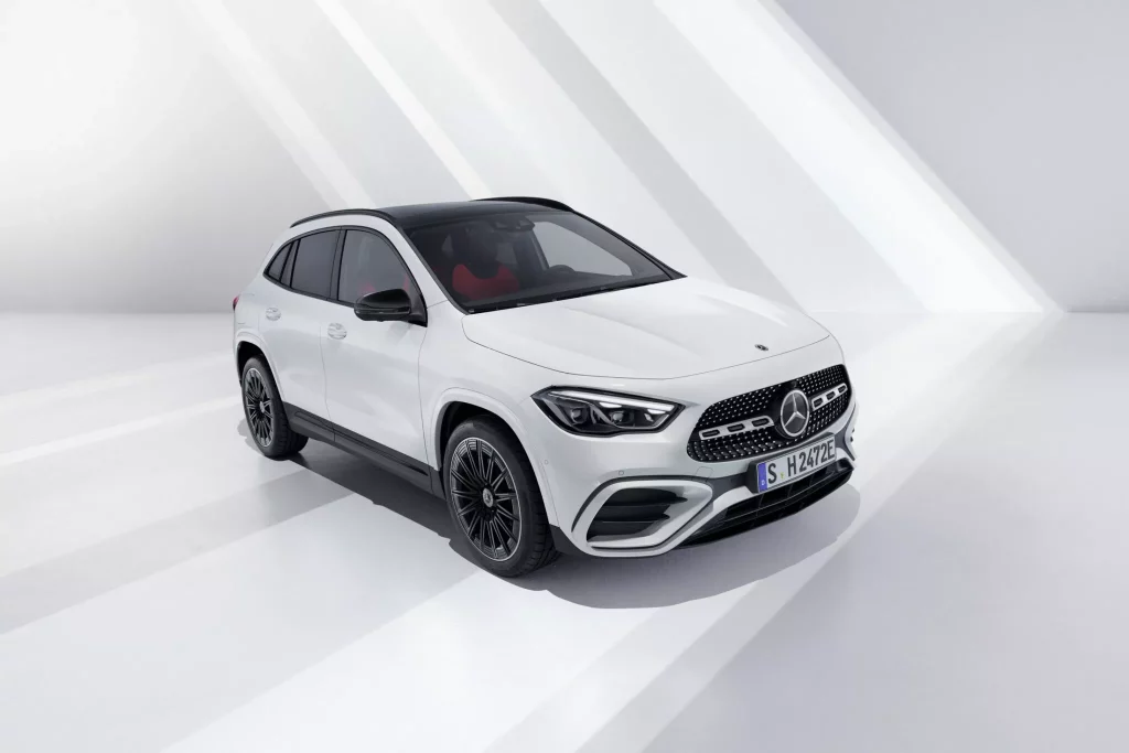 2023 Mercedes Benz GLA GLB 1 Motor16