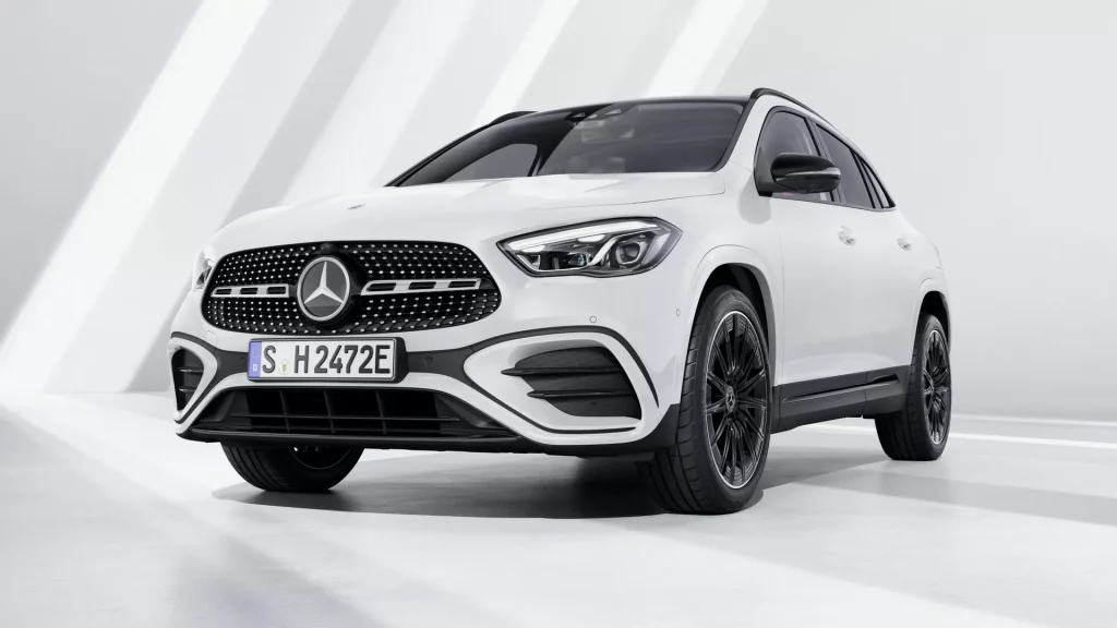 2023 Mercedes Benz GLA GLB 13 Motor16