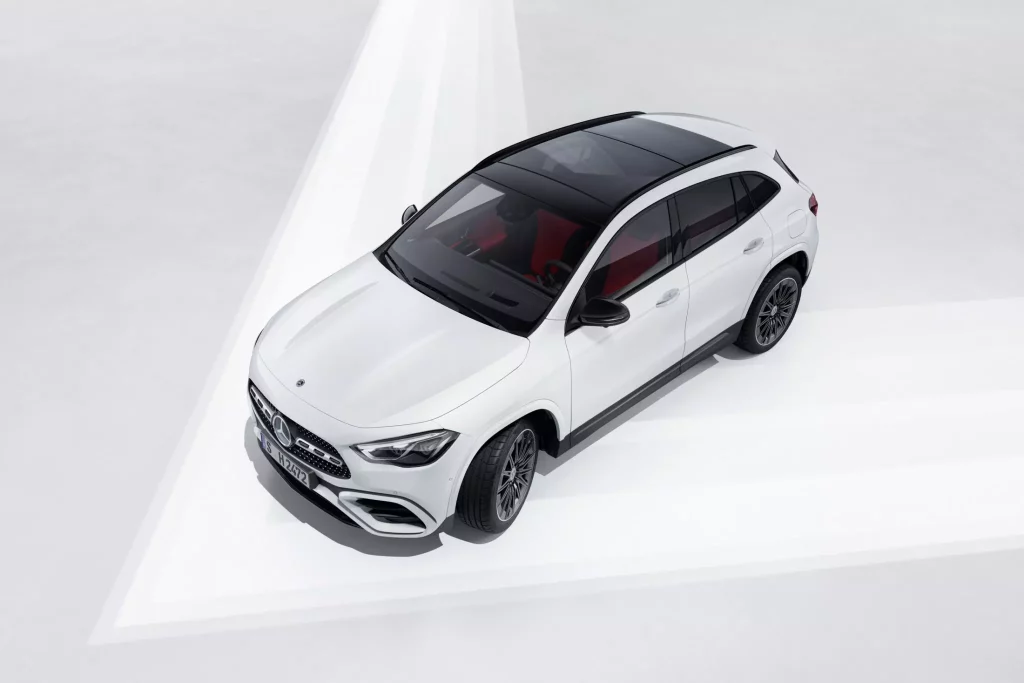 2023 Mercedes-Benz GLA. Imagen estudio.