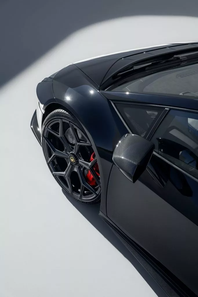 Lamborghini Huracán Tecnica: Novitec ha pensado en él 11 Motor16 2023 Novitec Lamborghini Huracan 8 Motor16