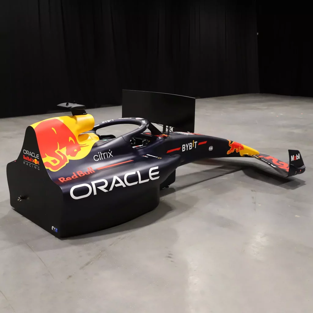 2023 Oracle Red Bull RB18 Simulador 2 Motor16