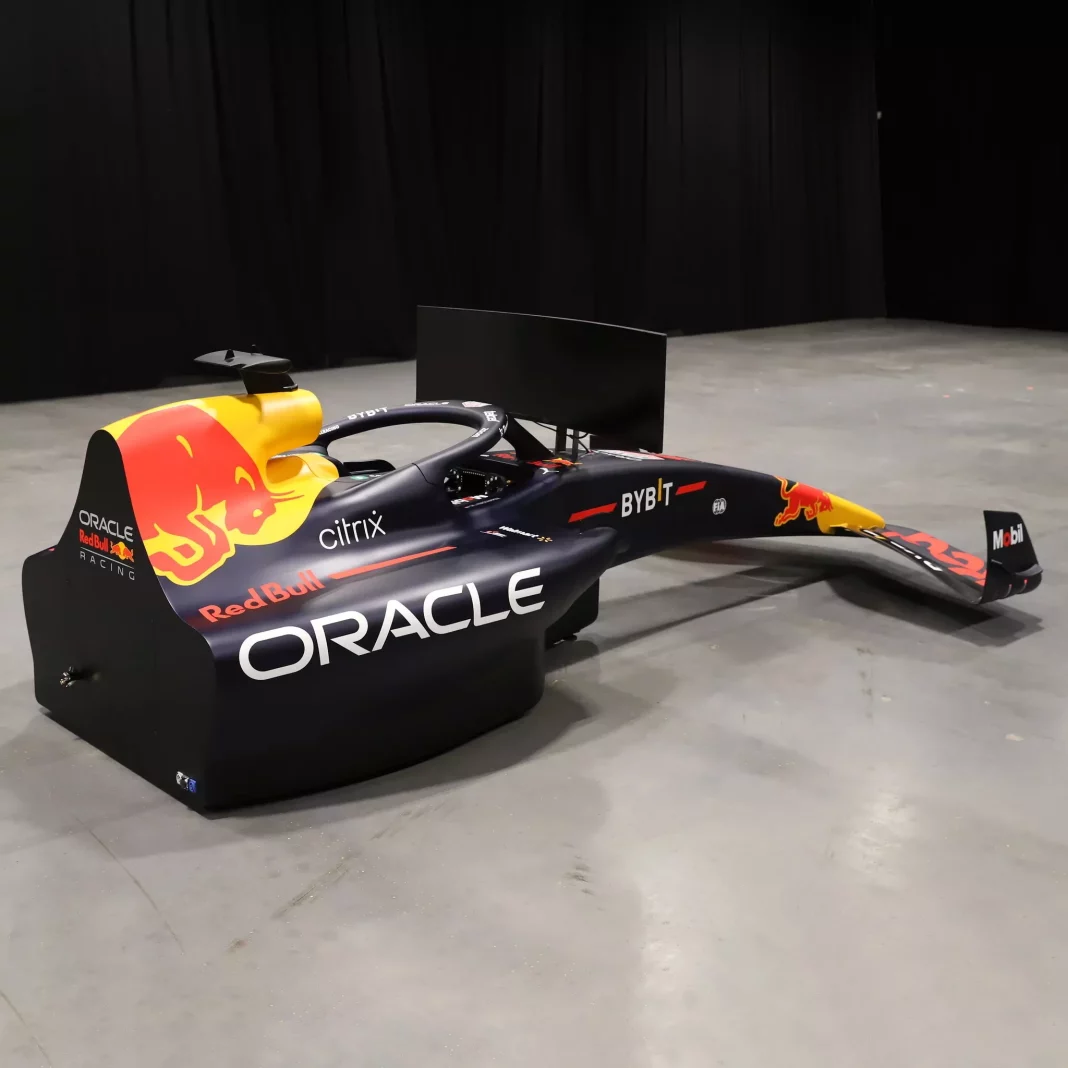 2023 Oracle Red Bull Racing RB18 Simulador. Imagen portada.