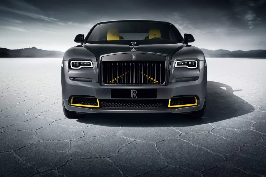 2023 Rolls-Royce Wraith Black Arrow. Imagen estática frontal.