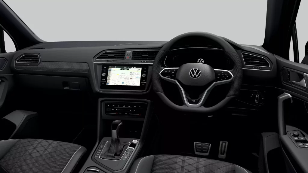 2023 Volkswagen Tiguan Black Edition. Imagen salpicadero.