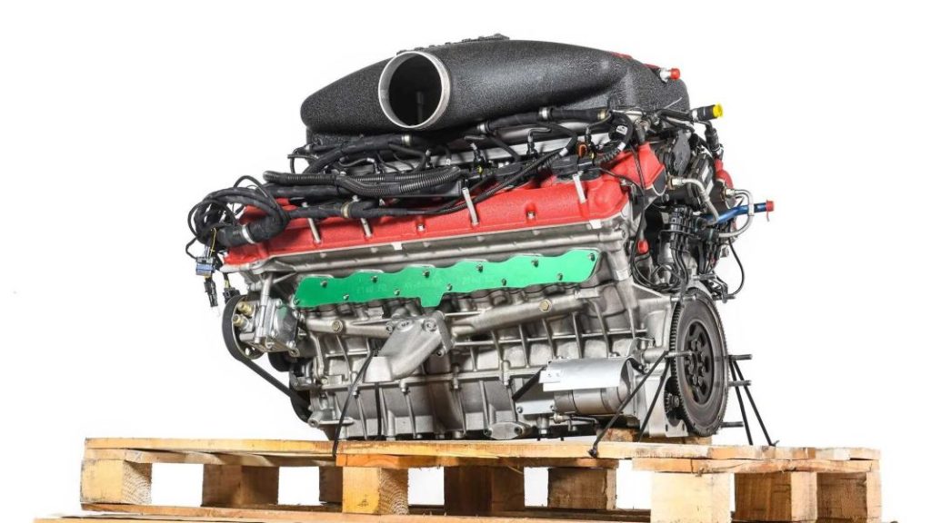 ¿Necesitas el motor de un Ferrari FXX? Este a estrenar busca hogar 5 Motor16 2023 ferrari fxx motor subasta 1 Motor16
