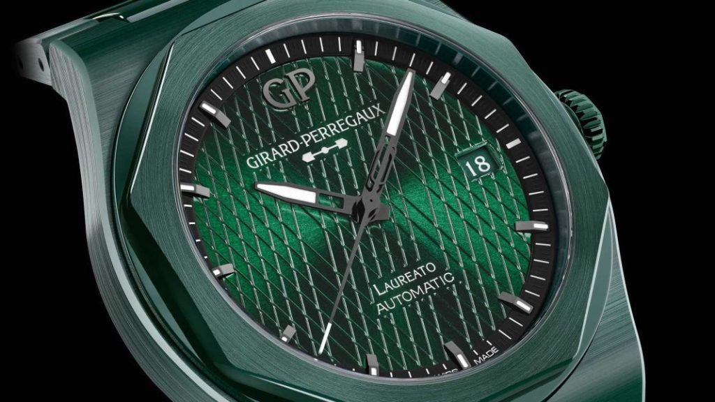 Girard-Perregaux Laureato Green Ceramic Aston Martin Edition. El color no es casualidad 4 Motor16 2023 girard perregaux laureato green ceramic aston martin 2 Motor16