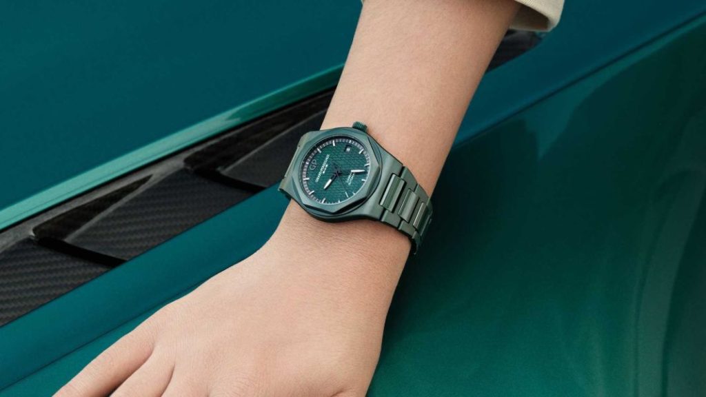 Girard-Perregaux Laureato Green Ceramic Aston Martin Edition. El color no es casualidad 1 Motor16 2023 Girard-Perregaux Aston Martin Laureato. Imagen.