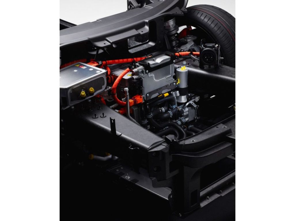 Lamborghini LB744: así es la mecánica híbrida que usará el futuro Aventador 15 Motor16 2023 lamborghini lb744 mecanica 8 Motor16