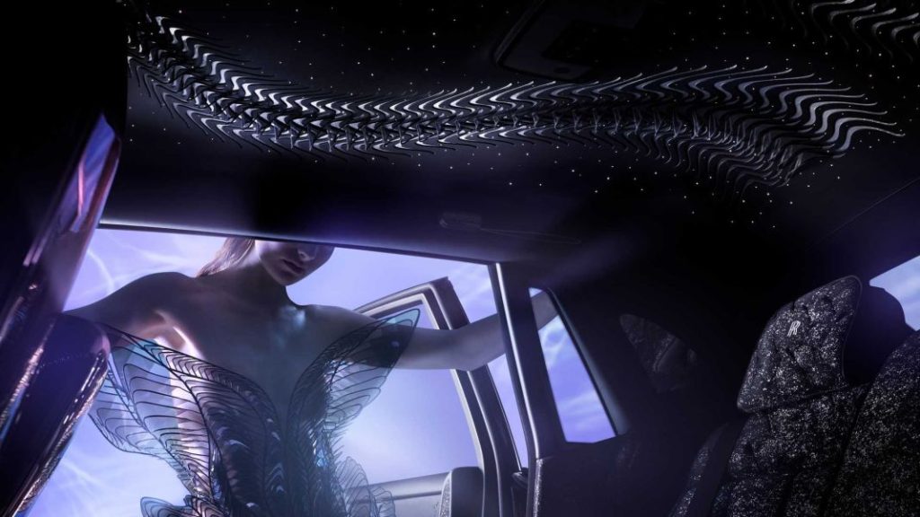 Rolls-Royce Phantom Syntopia. La personalización rebosa por sus poros 12 Motor16 2023 rolls royce phantom syntopia 10 Motor16