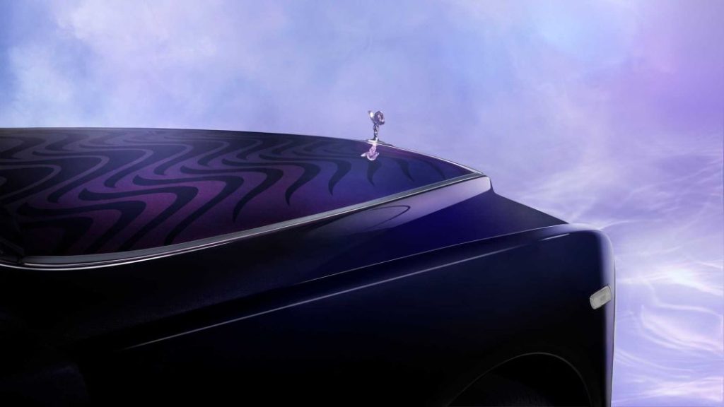 Rolls-Royce Phantom Syntopia. La personalización rebosa por sus poros 2 Motor16 2023 Rolls-Royce Phantom Syntopia. Imagen detalle exterior.