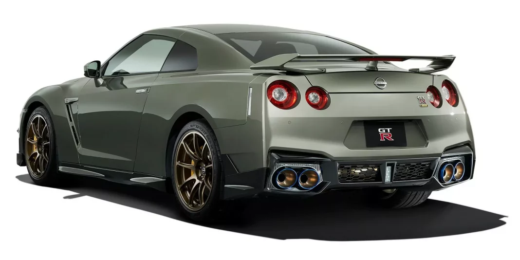 2023 Nissan GT-R. Imagen portada.