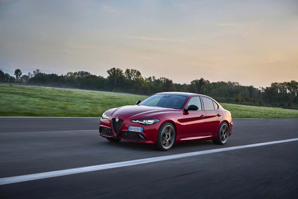Nuevos Alfa Romeo Stelvio y Giulia. Primera prueba 20 Motor16 Alfa Romeo Giulia 2023 15 Motor16