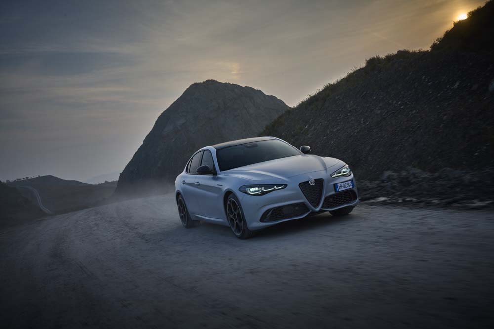 Nuevos Alfa Romeo Stelvio y Giulia. Primera prueba 23 Motor16 Alfa Romeo Giulia 2023 18 Motor16