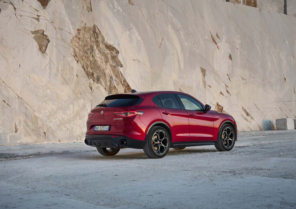Nuevos Alfa Romeo Stelvio y Giulia. Primera prueba 36 Motor16 Alfa Romeo Stelvio 2023 8 Motor16