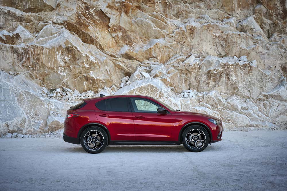 Nuevos Alfa Romeo Stelvio y Giulia. Primera prueba 37 Motor16 Alfa Romeo Stelvio 2023 9 Motor16