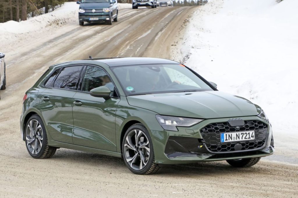 El futuro Audi A3, sin camuflaje 4 Motor16 Audi A3 facelift no camo 2 Motor16