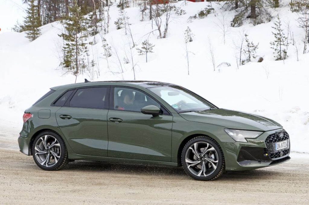 El futuro Audi A3, sin camuflaje 7 Motor16 Audi A3 facelift no camo 5 Motor16