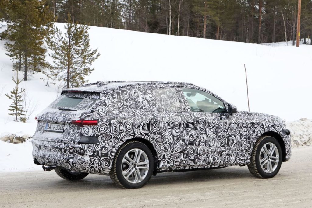 Audi Q5 production lights 11 Motor16