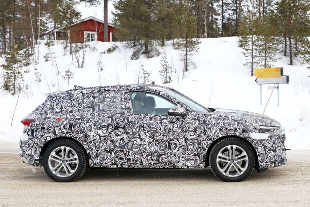 Audi Q5 production lights 17 1 Motor16