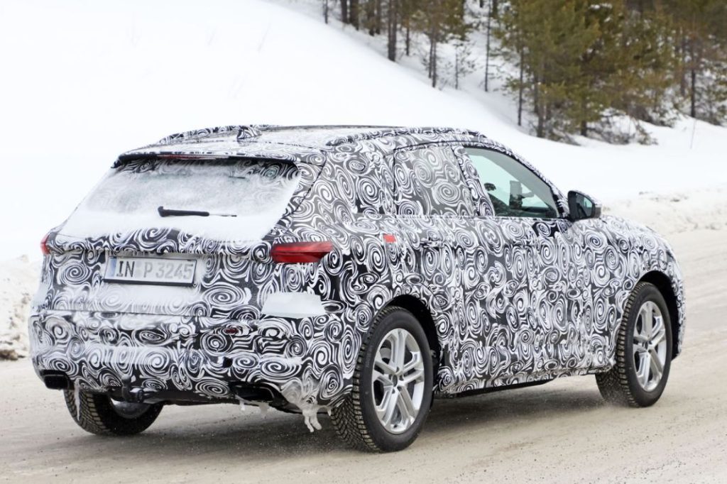 Audi Q5 production lights 21 Motor16