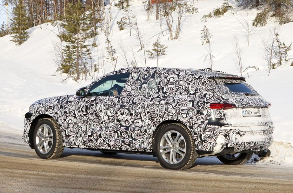 Audi Q5 production lights 28 Motor16