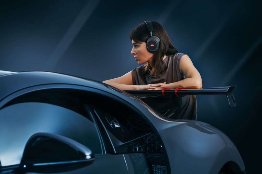 Lo último de Bugatti no tiene ruedas, pero promete sonar muy bien 3 Motor16 Auriculares bugatti 14 Motor16