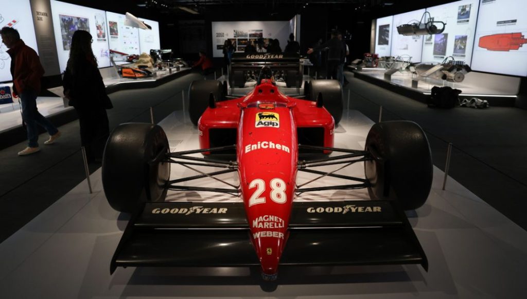 La Fórmula 1 llega a Madrid 7 Motor16 EuropaPress 5076081 ferrari f187 primera exposicion oficial formula recinto ferial feria madrid Motor16