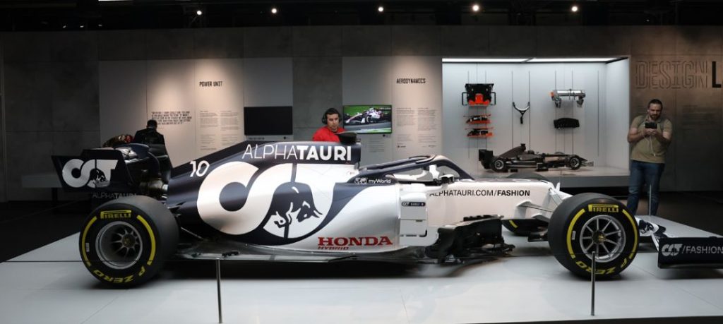 La Fórmula 1 llega a Madrid 11 Motor16 EuropaPress 5076085 coche carreras primera exposicion oficial formula recinto ferial feria Motor16