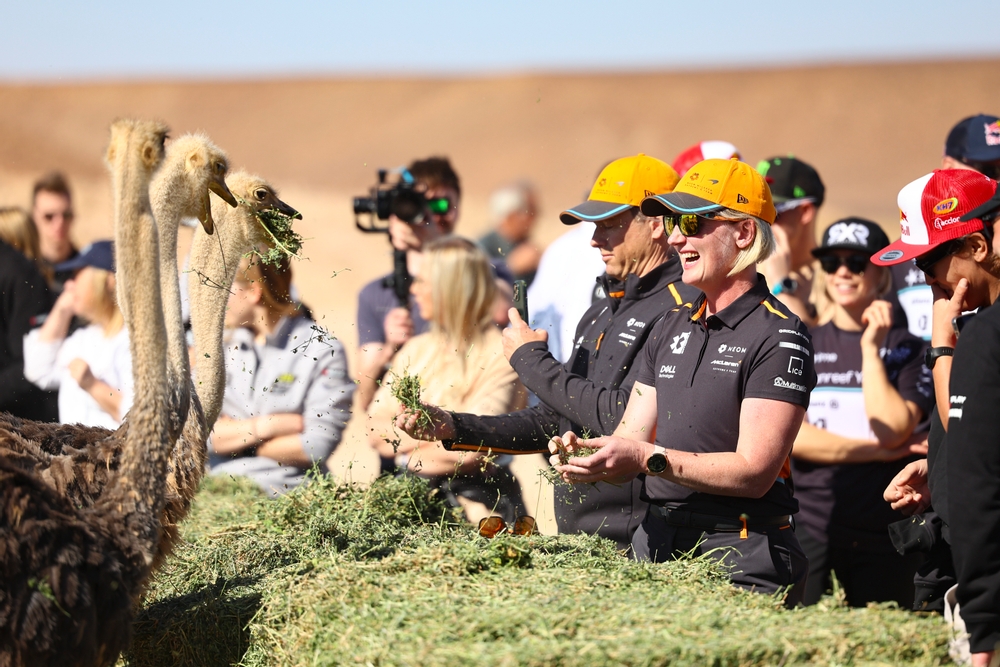 El equipo de Carlos Sainz gana por primera vez en el Extreme E 18 Motor16 Extreme E Arabia Saudi Neom 18 Motor16